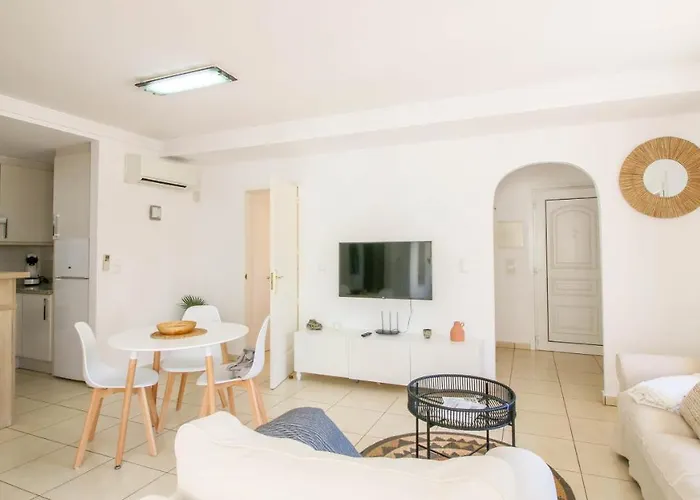 Residencial La Felicidad By Carlosferien Apartmán